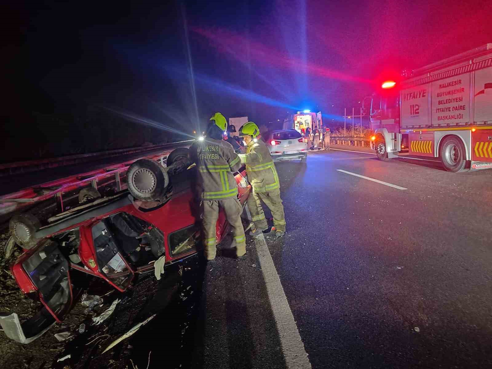 susurluk-ta-trafik-kazasi-1-i-cocuk-5-yarali