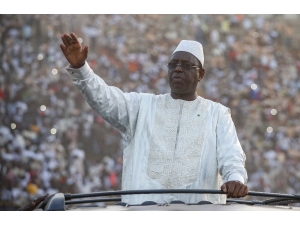 Senegal Cumhurbaşkanı Sall Seçimlerin Resmen Galibi