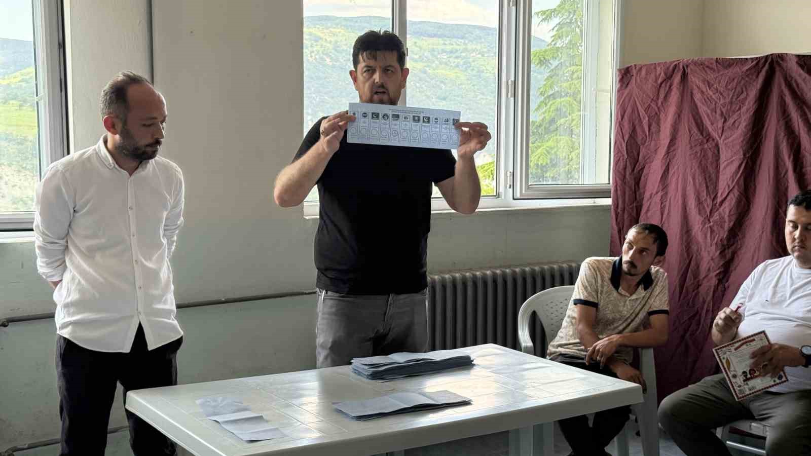 tokat-ta-4-beldede-oy-sayimi-basladi