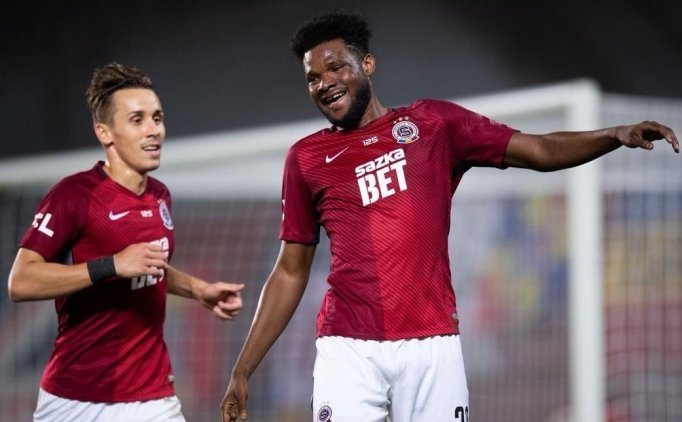 Tetteh'in Aklı Galatasaray'da Kaldı!