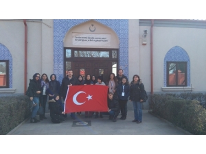 Sarar Kız Anadolu İmam Hatip Lisesi Ekibi Romanya’da