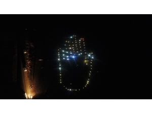 Mhp’li 228 Kadın, Işıklarla Şiddete Hayır El Logosu Oluşturdular