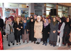 Milletvekili Esin Kara, Cumhur İttifakı Adaylarına Destek İstedi