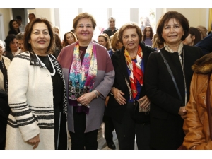 "18 Kadın 1 Sergi"de Buluştu