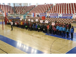 Ağrı’da ‘Okul Sporları Voleybol Grup Müsabakaları’ Başladı