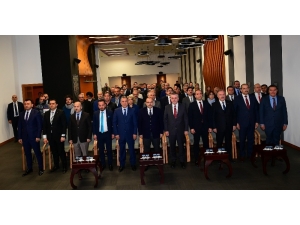 Coğrafi İşaret Alan Sürmene Bıçağı Ve Hamsiköy Sütlacının Belgeleri Verildi