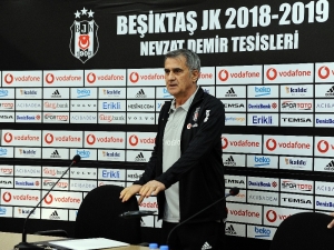 Şenol Güneş: "Evet Bir Hatam Var. Martta Gelmeye Sıcak Bakmayan Bir Kişi Olarak ’Haziranda Gelirim’ Dedim. ’O Zaman Martta Kimi Getireceğiz Hocam’ Dediler Haklı Olarak. ’Kulüp Var’ Dedim. Daha Sonra O Maddeyi Öğrendik. 