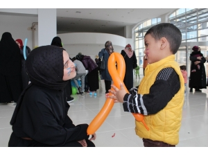 50 Yetim Çocuğa Rüya Gibi Bir Gün