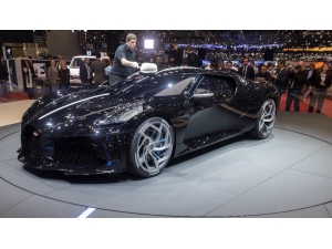 Bugati, Dünyanın En Pahalı Aracını Tanıttı