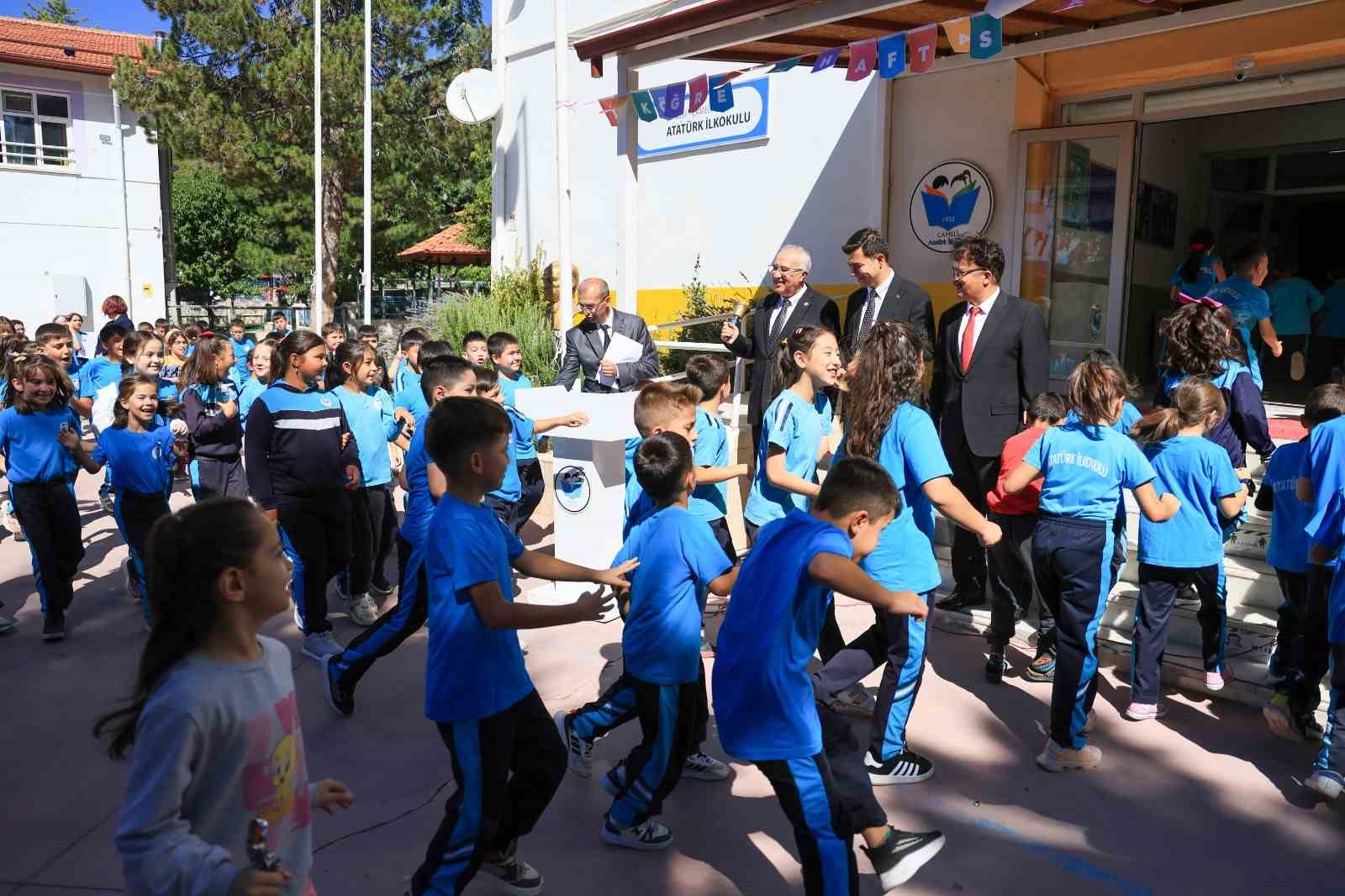 cameli-nde-2026-2027-egitim-ogretim-yili-duzenlenen-torenle-basladi