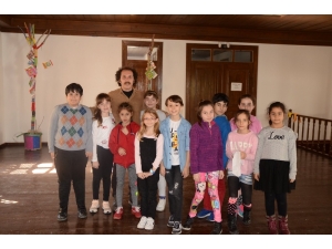 Kuşadası’da Yenilikçi Drama Eğitimleri Devam Ediyor