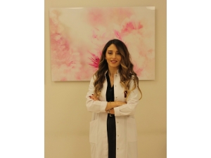 ‘Gereksiz Övgü, Çocuğun Narsist Olmasına Neden Olabilir’