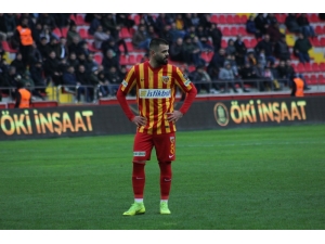 Bernard Mensah’ın Yerine Hasan Hüseyin Acar