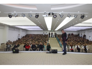 Nevşehir Kardelen Koleji Cengiz Küçükayvaz’ı Ağırladı