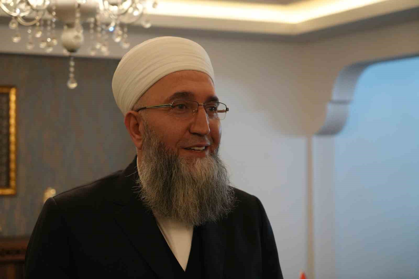 yusuf-ziya-gumusel-in-ogrencisi-bu-kadar-insana-sadece-bir-iddiadan-yola-cikarak-zulmediliyor