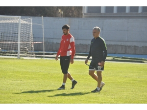 Cahit Terzi: "Menemen Belediyespor Maçını Kazanarak Çıkışımız Devam Edecek"