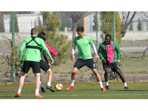 Atiker Konyaspor Taktik Çalıştı