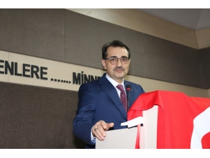 Bakan Dönmez, Kadın Geliştirme Derneği’nin Açılışına Katıldı