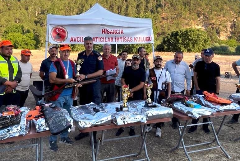 hisarcik-ta-atis-yarismasi-duzenlendi