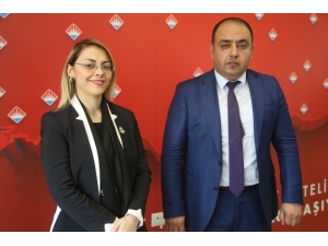 Bahçeşehir Kolejinden Silopi’de Dr. Özgür Bolat İle Anne Babalara Yönelik Seminer