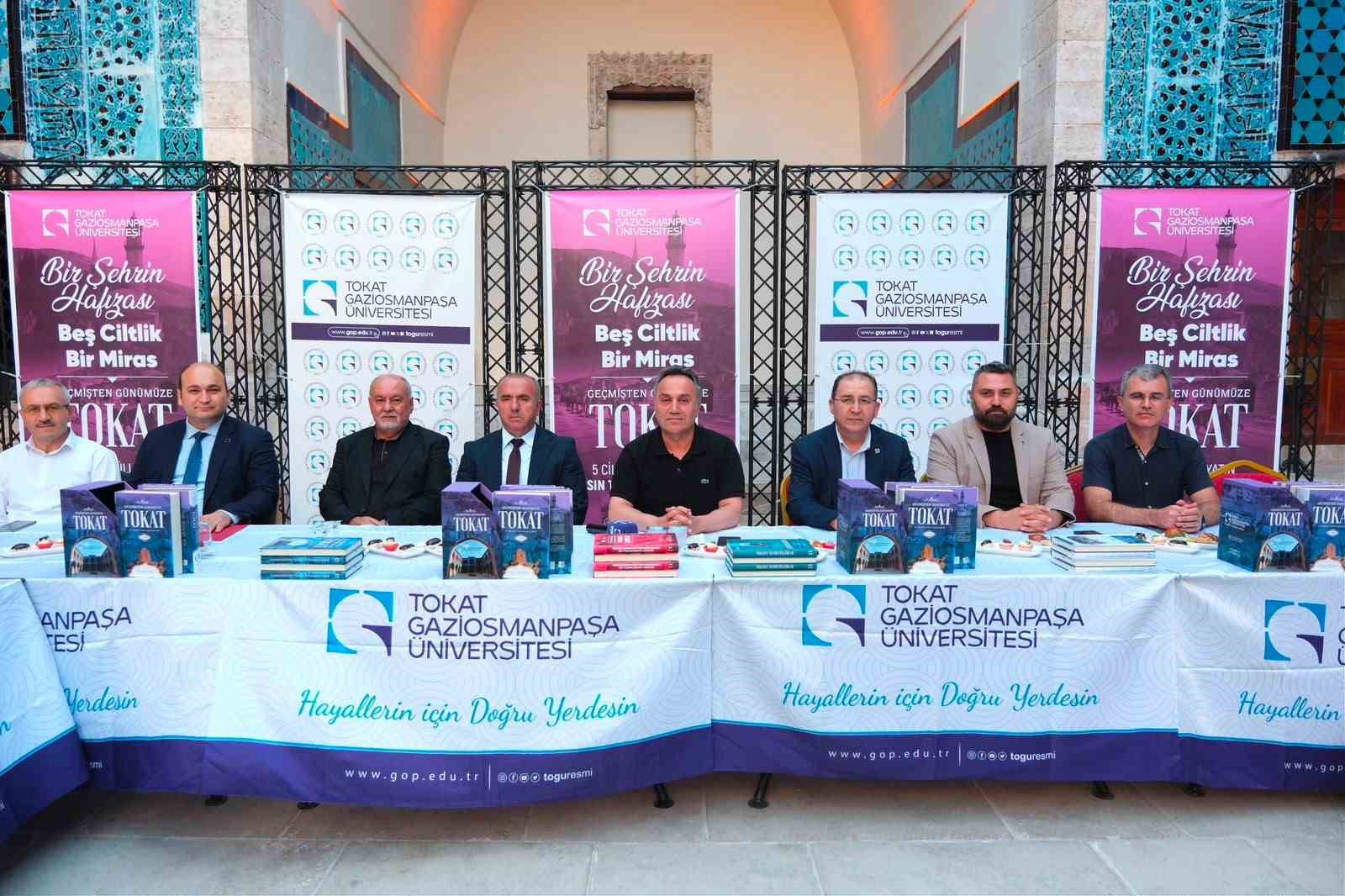togu-tokat-in-kulturel-bellegini-tek-cati-altinda-topladi