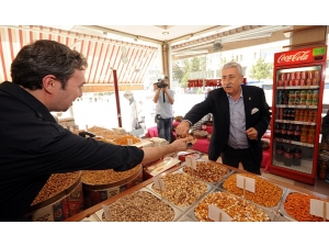Palandöken: “Kuru Yemiş Kuru Yemişçi Esnafından Alınır”