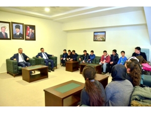 Konyalı Öğrenciler, Güreş Şampiyonası’nı İzleme İmkânı Buldu