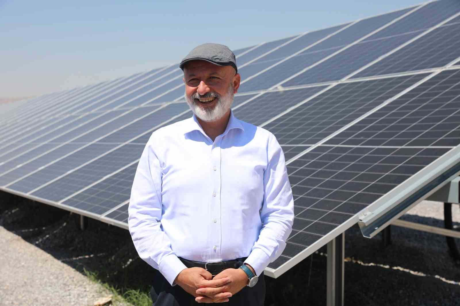 baskan-colakbayrakdar-kendi-enerjimizi-ureterek-tasarrufu-hizmete-donusturecegiz
