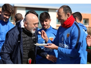 Hikmet Karaman’ın Doğum Günü Kutlandı