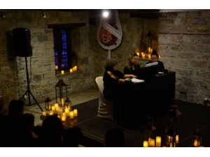 Kuşadası’nda Dört El Piyano Dinletisi