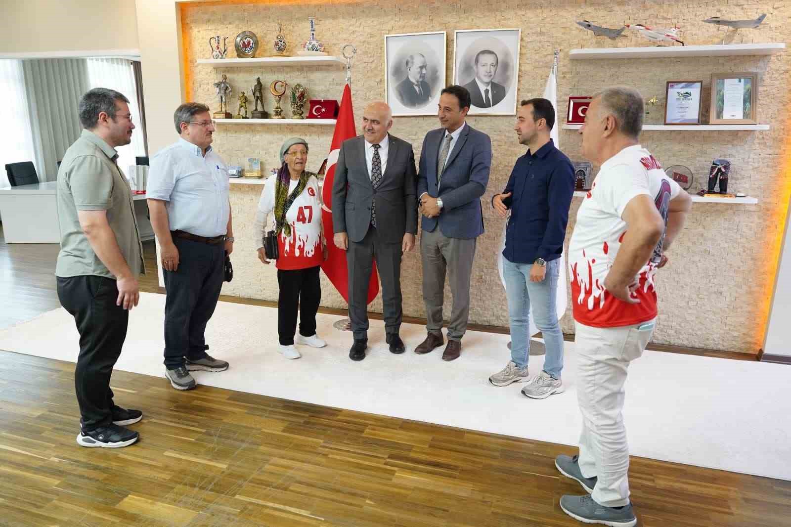boccede-sampiyon-olan-huzurevi-sakinleri-kizilcahamam-da-gurur-yasatti