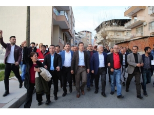 Kılıçdaroğlu, Bayraklı’da Yaralanan Chp’li Gençleri Aradı