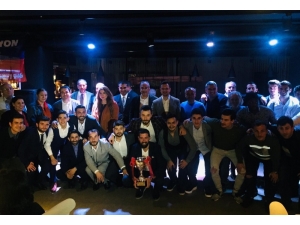 Kuruçeşme Spor Kulübü Şampiyonluğu Doyasıya Kutladı