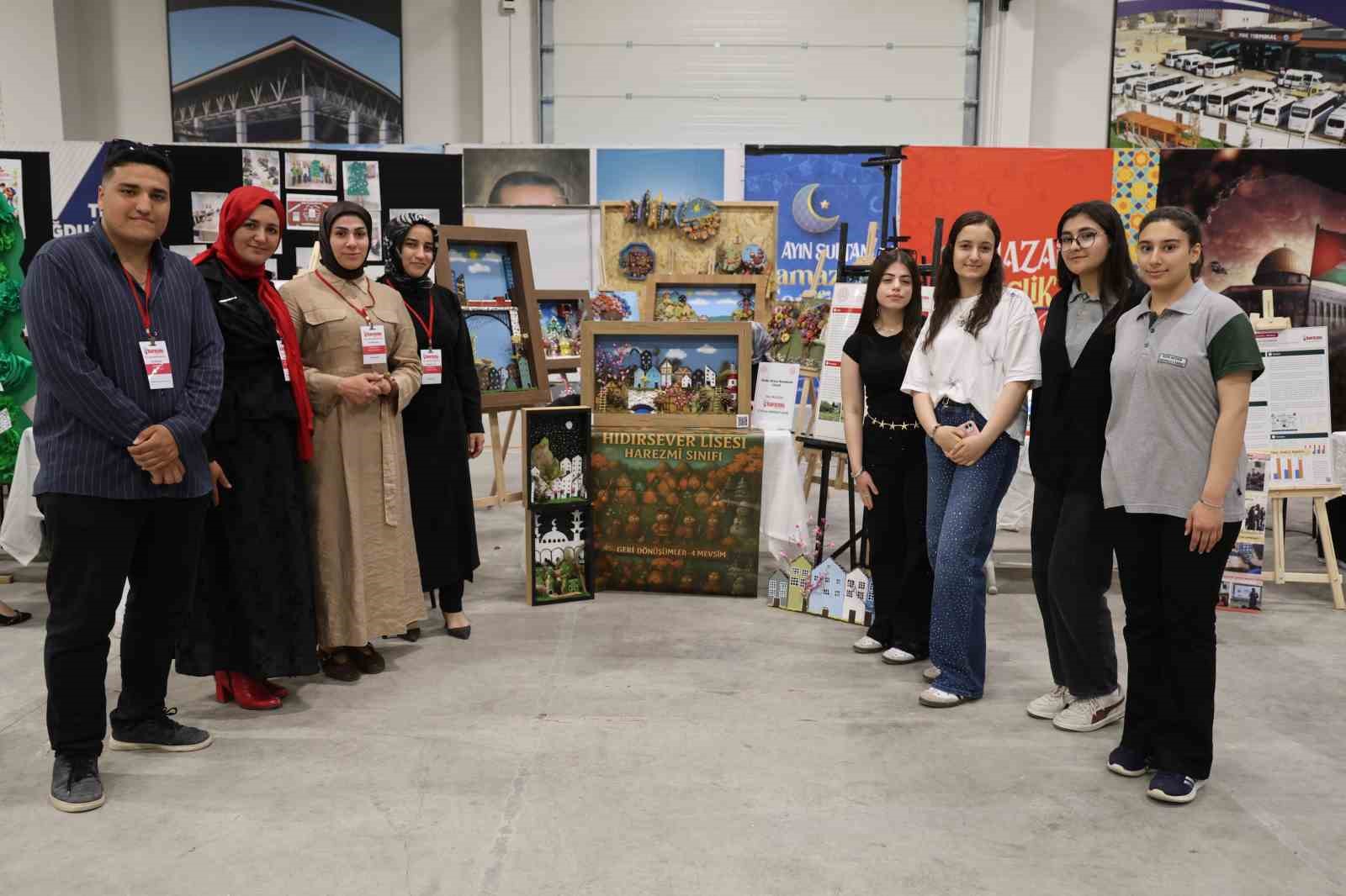 oznur-ogretmen-sehit-esinin-emaneti-genclerin-hayallerine-isik-oluyor