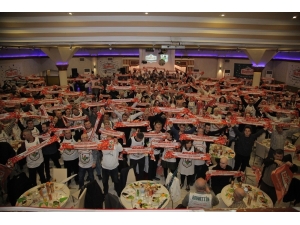 Vefa Tribünü’nden Büyük Buluşma