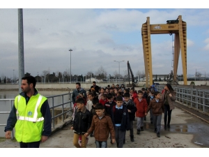 Adasu Hes Nehrini Temizliyor