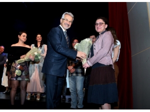 Nilüfer’de Tiyatro Zamanı