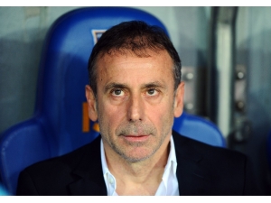 Kartal Hocasını Arıyor