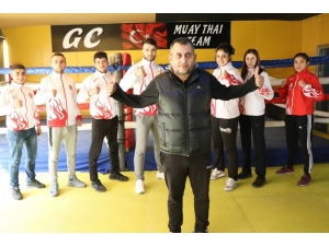 Sponsor Yok Başarı Çok