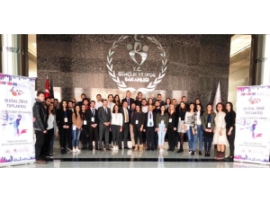 Aydın Meb, Yarının Liderleri Zirvesine Katıldı