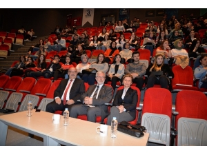 Uludağlı Öğrenciler Sektör Yöneticileriyle Buluşuyor