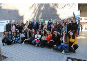 Yaşayan Kütüphane Eskişehirlilerle Buluştu