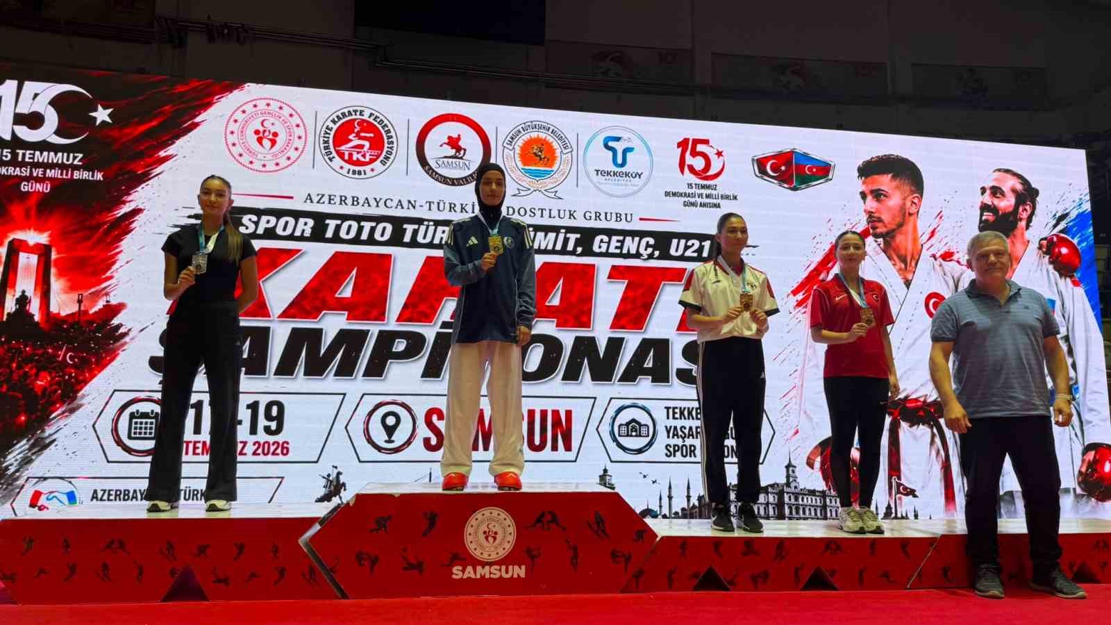 kagitspor-dan-bir-haftada-10-turkiye-sampiyonlugu
