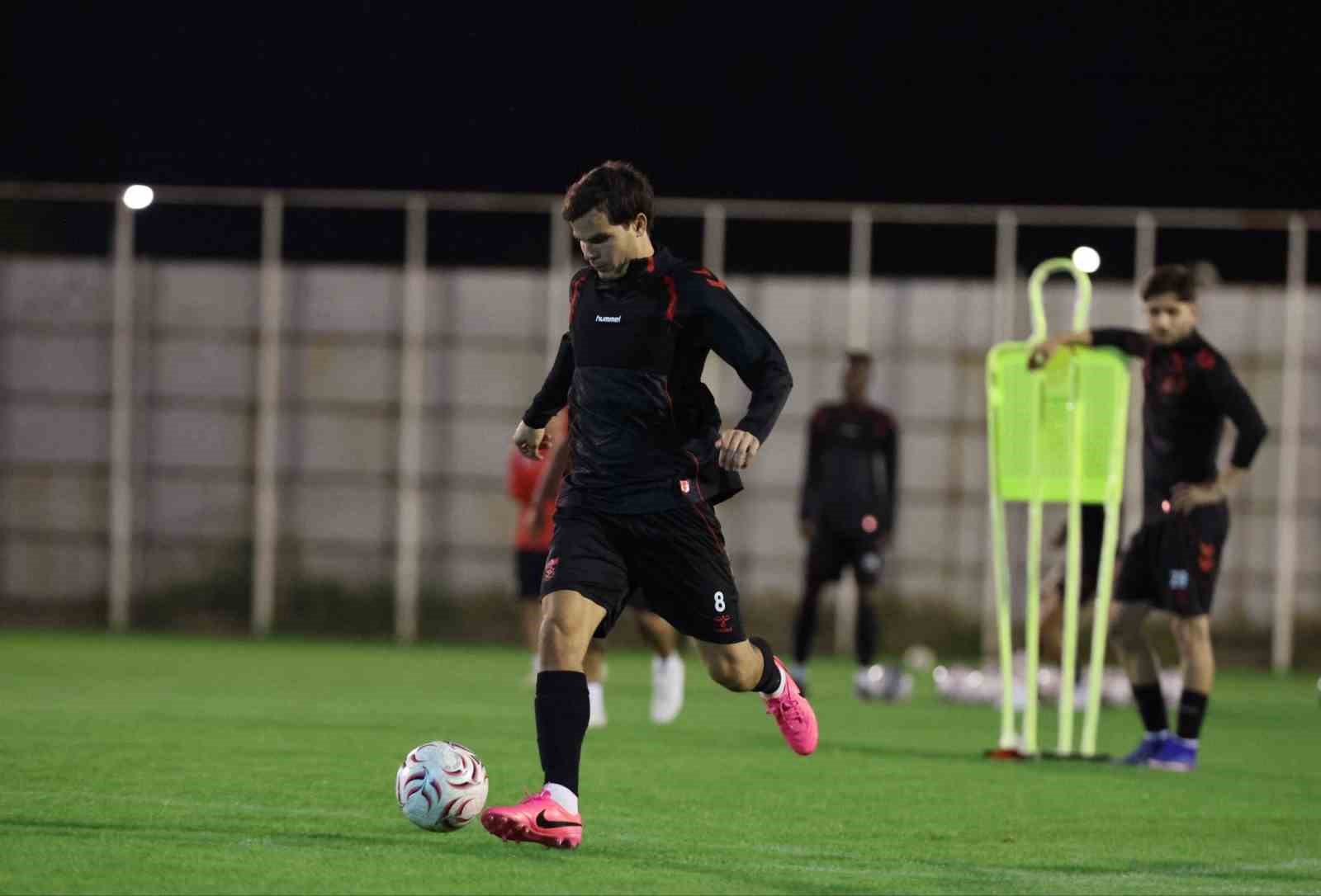 sivasspor-da-manisa-fk-maci-hazirliklari-suruyor