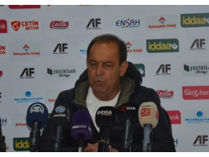 İldiz: “9 Tane Final Maçımız Kaldı, Yolumuza Devam Ediyoruz”