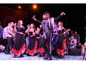 Menemenliler Roman Konserinde Buluştu