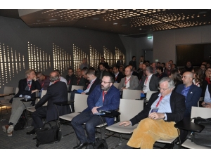 Dünyaca Ünlü Omurga Cerrahları İstanbul’da Buluştu