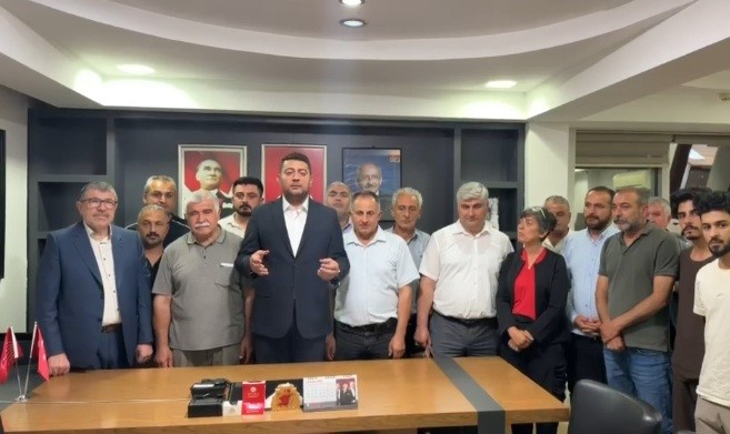 chp-de-gece-yarisi-cilingirli-devir