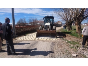 Aslanapa’da Çevre Düzenleme Çalışmaları