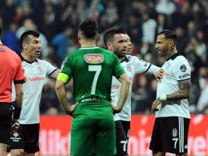 Medel’in Tokadı Şili’de Manşetlerde